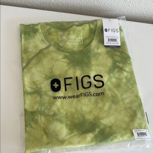 FIGS Men’s Seamless Long Sleeve. Matcha tie dye